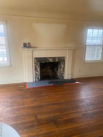 16930 Sorrento Street, Detroit, MI 48235