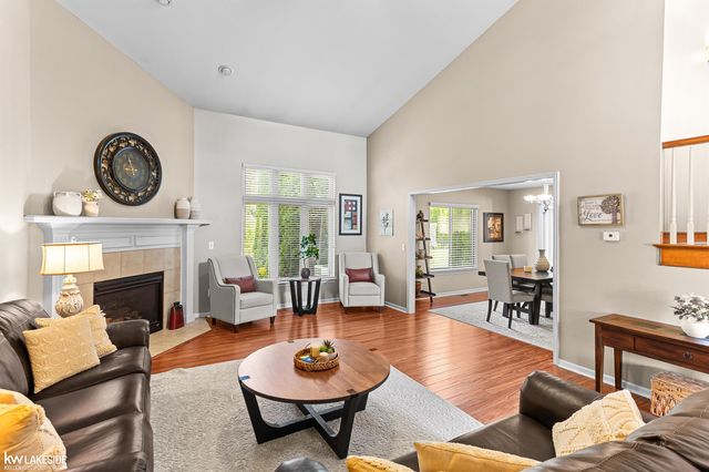 51389 Midland Circle, Macomb, MI 48042