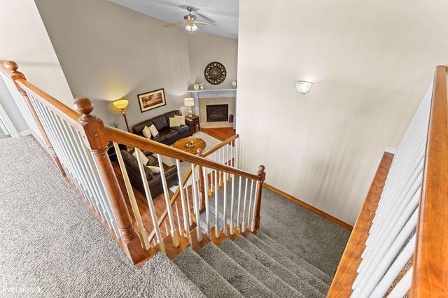 51389 Midland Circle, Macomb, MI 48042