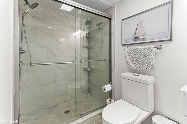 51389 Midland Circle, Macomb, MI 48042