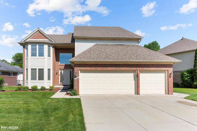 51389 Midland Circle, Macomb, MI 48042