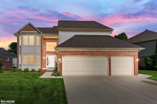 51389 Midland Circle, Macomb, MI 48042