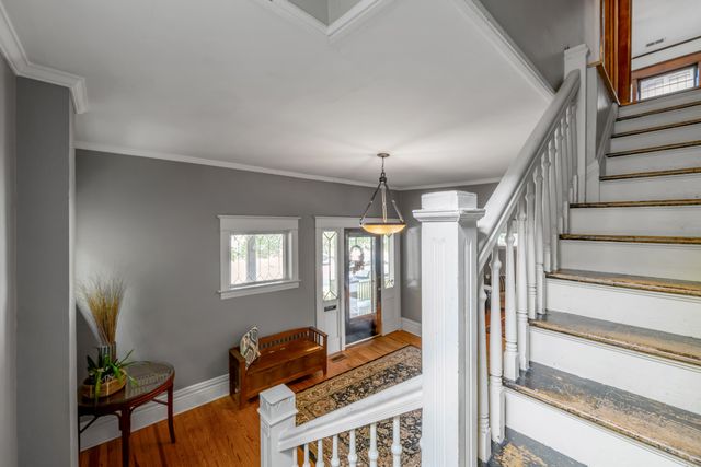 230 E Bell Court, Lexington, KY 40508