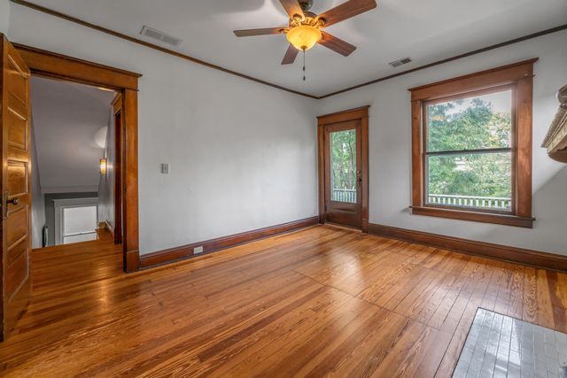 230 E Bell Court, Lexington, KY 40508