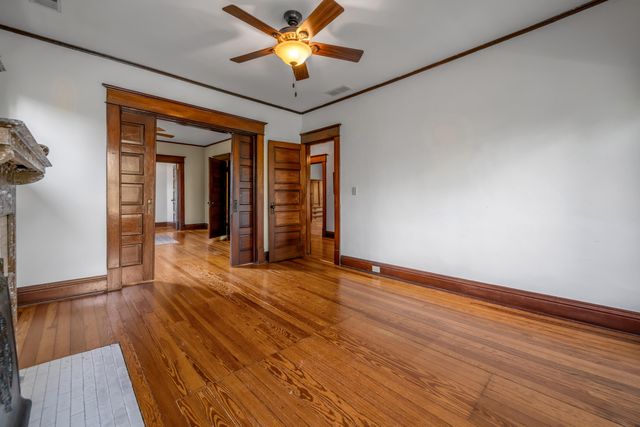 230 E Bell Court, Lexington, KY 40508