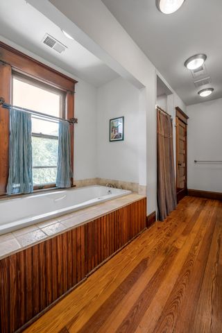 230 E Bell Court, Lexington, KY 40508