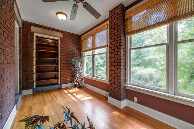 230 E Bell Court, Lexington, KY 40508