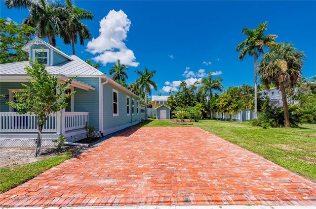 115 GILL STREET, Punta Gorda, FL 33950