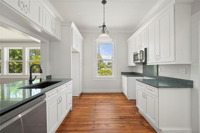 115 GILL STREET, Punta Gorda, FL 33950