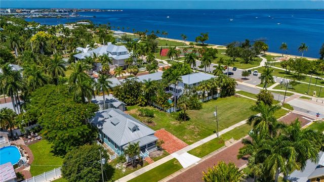 115 GILL STREET, Punta Gorda, FL 33950
