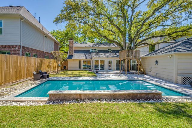 12458 Woodthorpe Lane, Houston, TX 77024