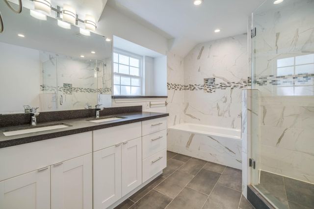 12458 Woodthorpe Lane, Houston, TX 77024