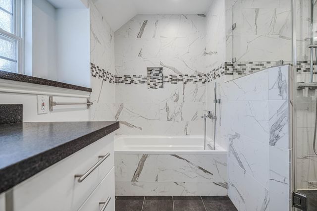 12458 Woodthorpe Lane, Houston, TX 77024