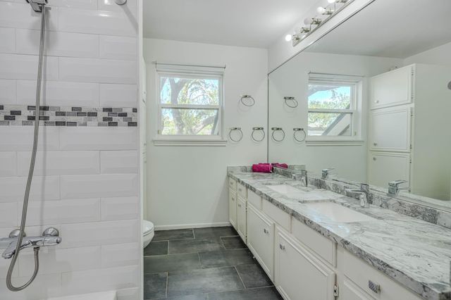 12458 Woodthorpe Lane, Houston, TX 77024