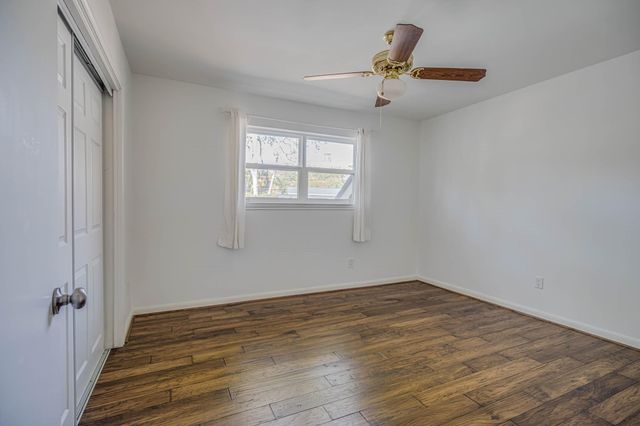 12458 Woodthorpe Lane, Houston, TX 77024