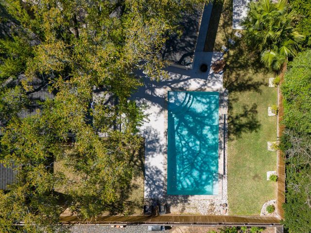 12458 Woodthorpe Lane, Houston, TX 77024