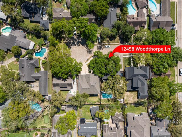 12458 Woodthorpe Lane, Houston, TX 77024