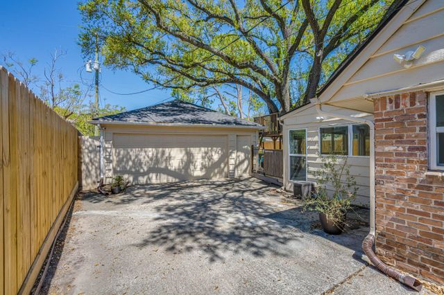 12458 Woodthorpe Lane, Houston, TX 77024