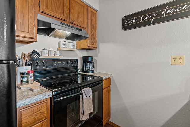 26 Sinatra Court 4, Branson West, MO 65737