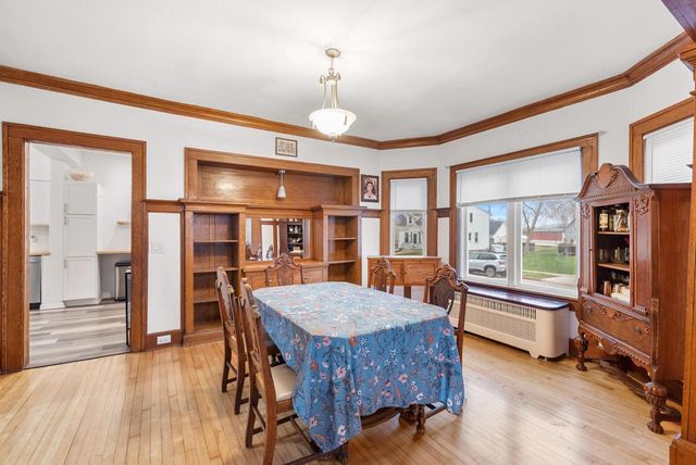 1136 Fond du lac AVENUE, Kewaskum, WI 53040