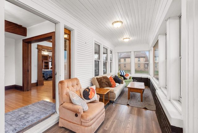 1136 Fond du lac AVENUE, Kewaskum, WI 53040