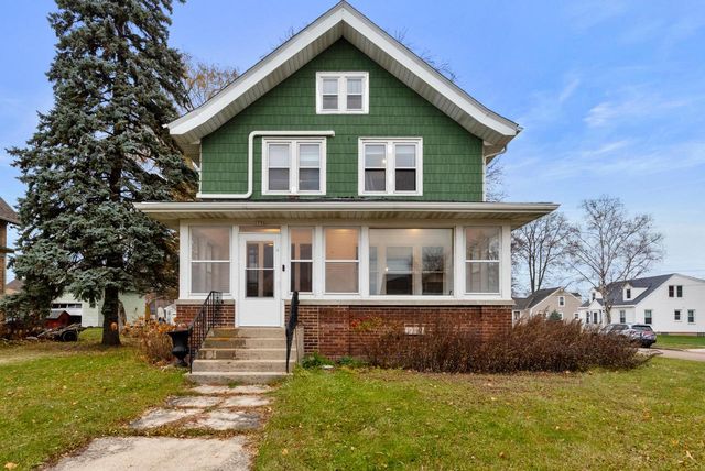 1136 Fond du lac AVENUE, Kewaskum, WI 53040