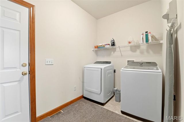 47 Savannah Hill Drive, St Peters, MO 63376