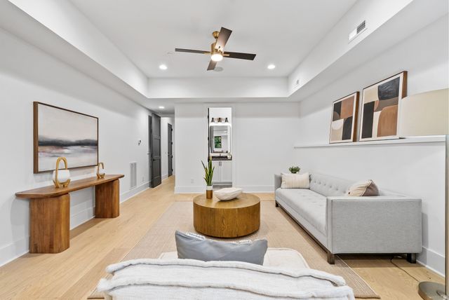 3204 Overlook Dr, Nashville, TN 37212