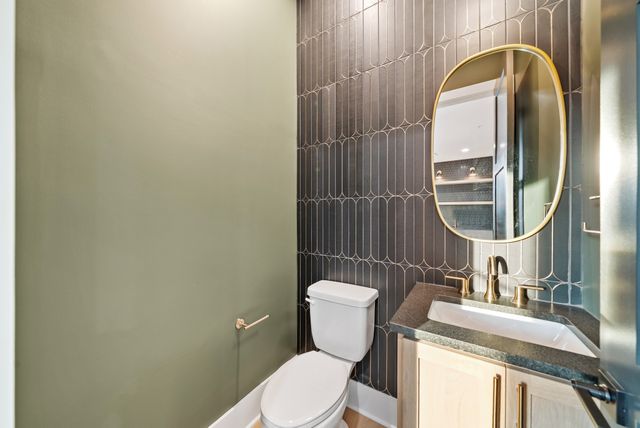 3204 Overlook Dr, Nashville, TN 37212