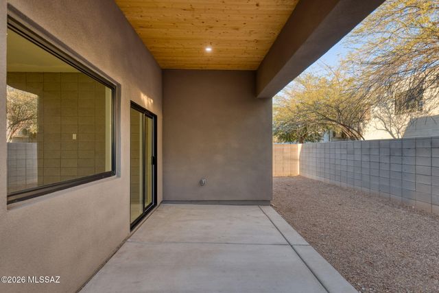 3942 E Elmwood Street, Tucson, AZ 85711