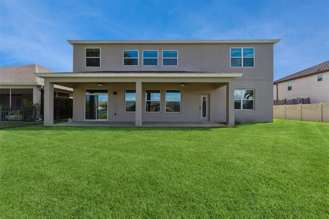 1620 LAKE PARKWAY DRIVE, St Cloud, FL 34771