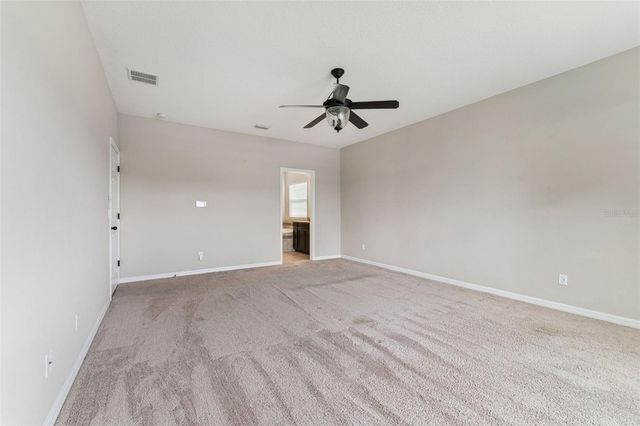 1620 LAKE PARKWAY DRIVE, St Cloud, FL 34771