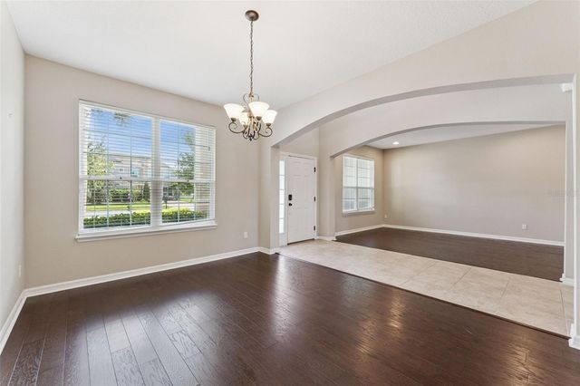 1620 LAKE PARKWAY DRIVE, St Cloud, FL 34771