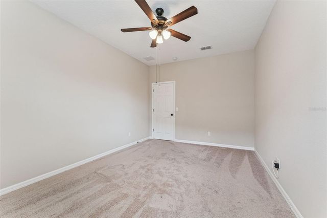 1620 LAKE PARKWAY DRIVE, St Cloud, FL 34771