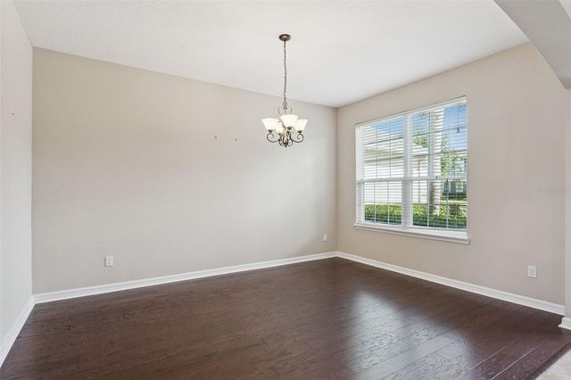 1620 LAKE PARKWAY DRIVE, St Cloud, FL 34771