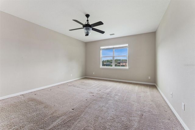 1620 LAKE PARKWAY DRIVE, St Cloud, FL 34771