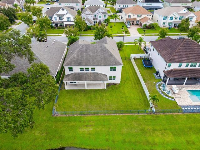 1620 LAKE PARKWAY DRIVE, St Cloud, FL 34771