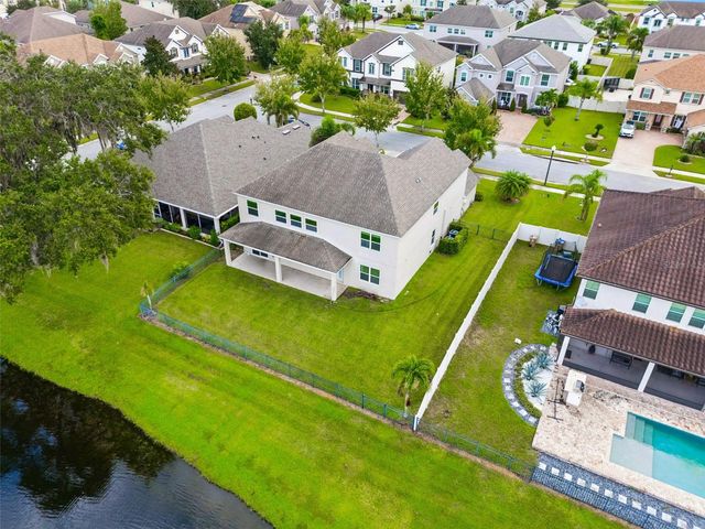 1620 LAKE PARKWAY DRIVE, St Cloud, FL 34771