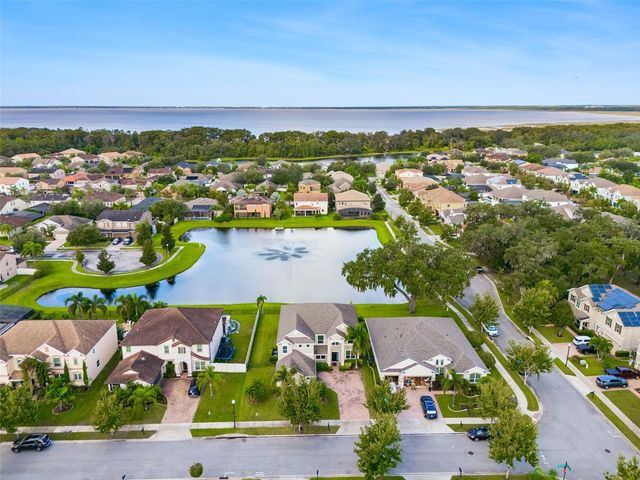 1620 LAKE PARKWAY DRIVE, St Cloud, FL 34771