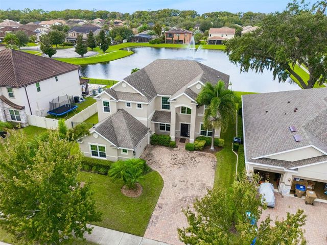 1620 LAKE PARKWAY DRIVE, St Cloud, FL 34771