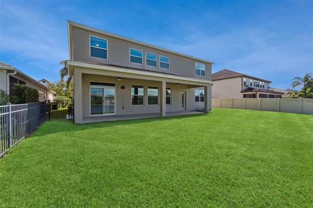 1620 LAKE PARKWAY DRIVE, St Cloud, FL 34771