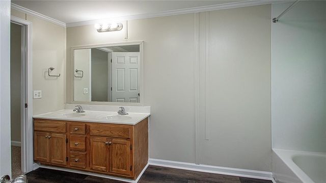 100 Tori Lane, Lexington, NC 27295