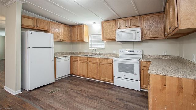 100 Tori Lane, Lexington, NC 27295