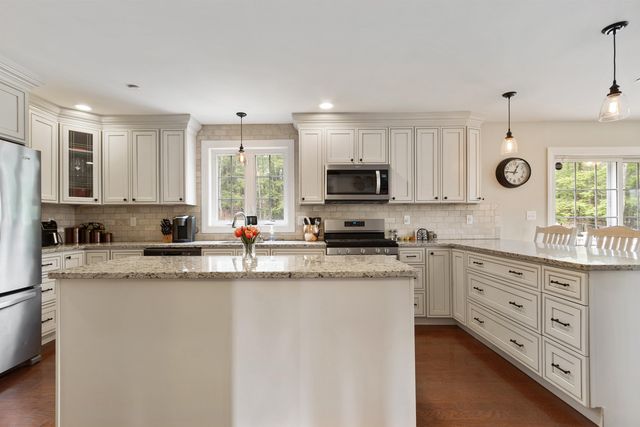 1 Brandy Rock Road, Derry, NH 03038