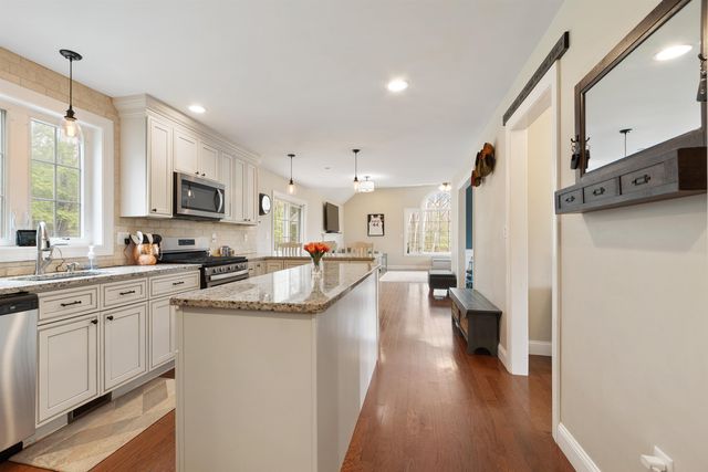 1 Brandy Rock Road, Derry, NH 03038