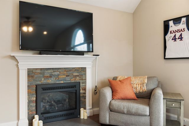 1 Brandy Rock Road, Derry, NH 03038