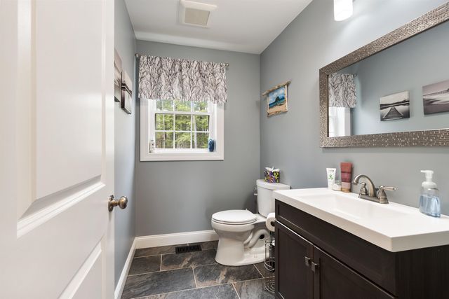 1 Brandy Rock Road, Derry, NH 03038
