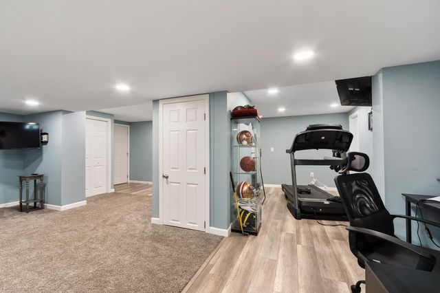 1 Brandy Rock Road, Derry, NH 03038