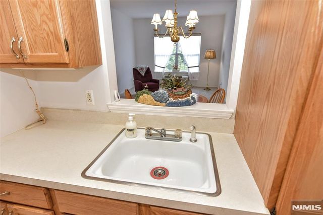 5420 Richmond Road 420, West Milford, NJ 07480
