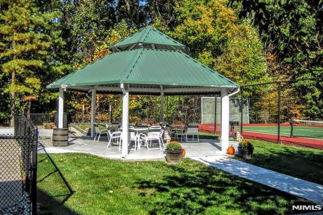 5420 Richmond Road 420, West Milford, NJ 07480